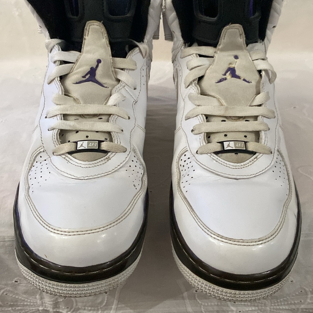 NIKE. AIR JORDAN. FUSION 6 VARSITY PURPLE.  WHITE UPPER. BLACK TRIM  WHITE LACES